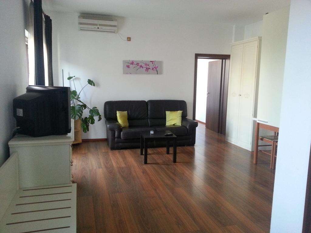 Banu Manta Apartments Bukarest Exterior foto