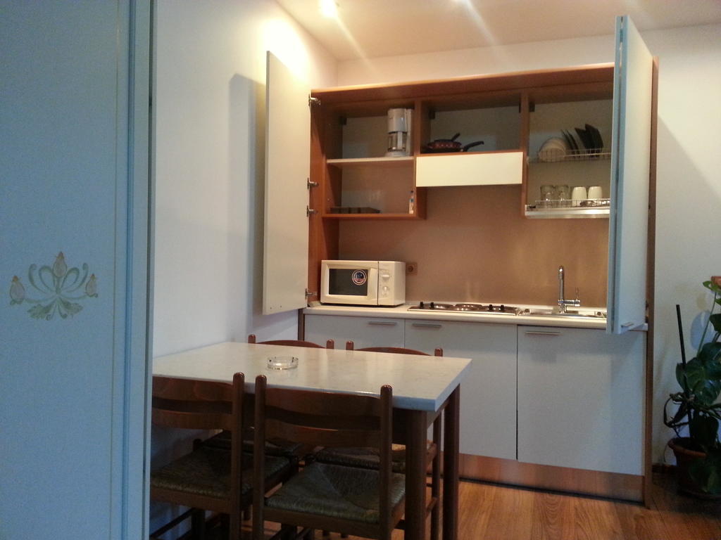 Banu Manta Apartments Bukarest Zimmer foto
