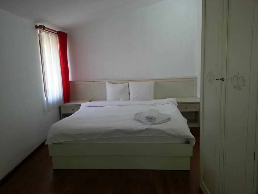 Banu Manta Apartments Bukarest Zimmer foto