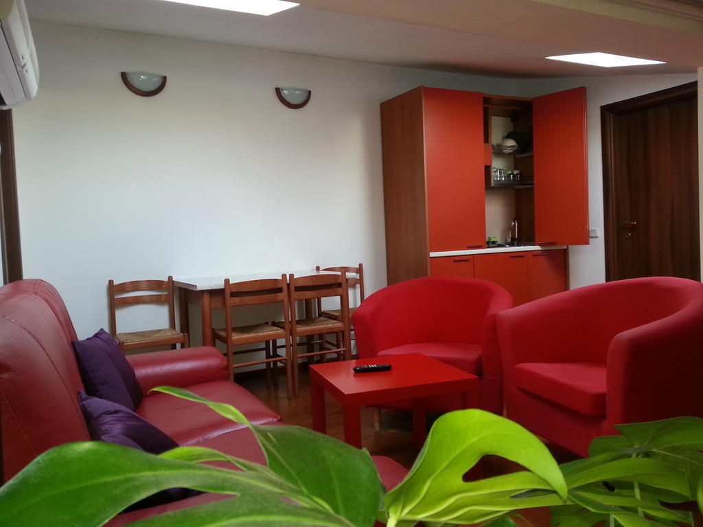 Banu Manta Apartments Bukarest Zimmer foto