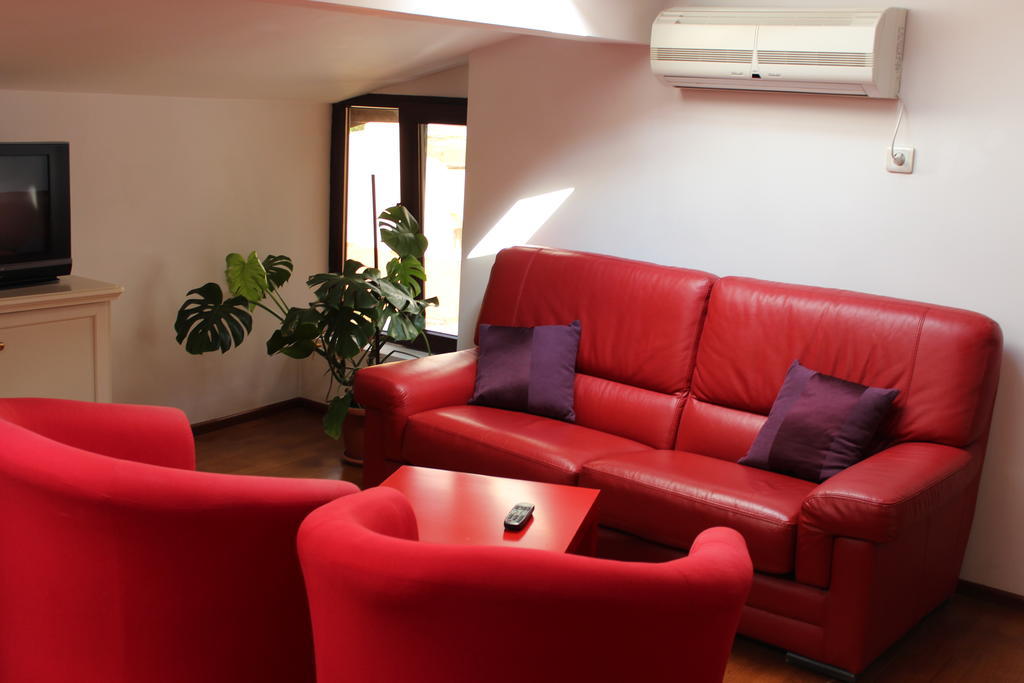 Banu Manta Apartments Bukarest Zimmer foto